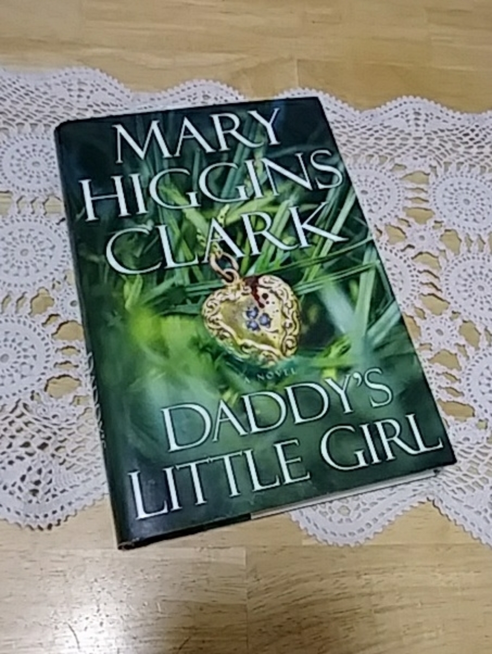 Daddy's Little Girl,  Mary Higgins Clark, Murder and Suspense